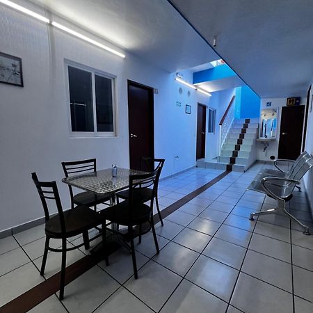 Hotel En Guadalajara Posada Mi Rey Ngoại thất bức ảnh