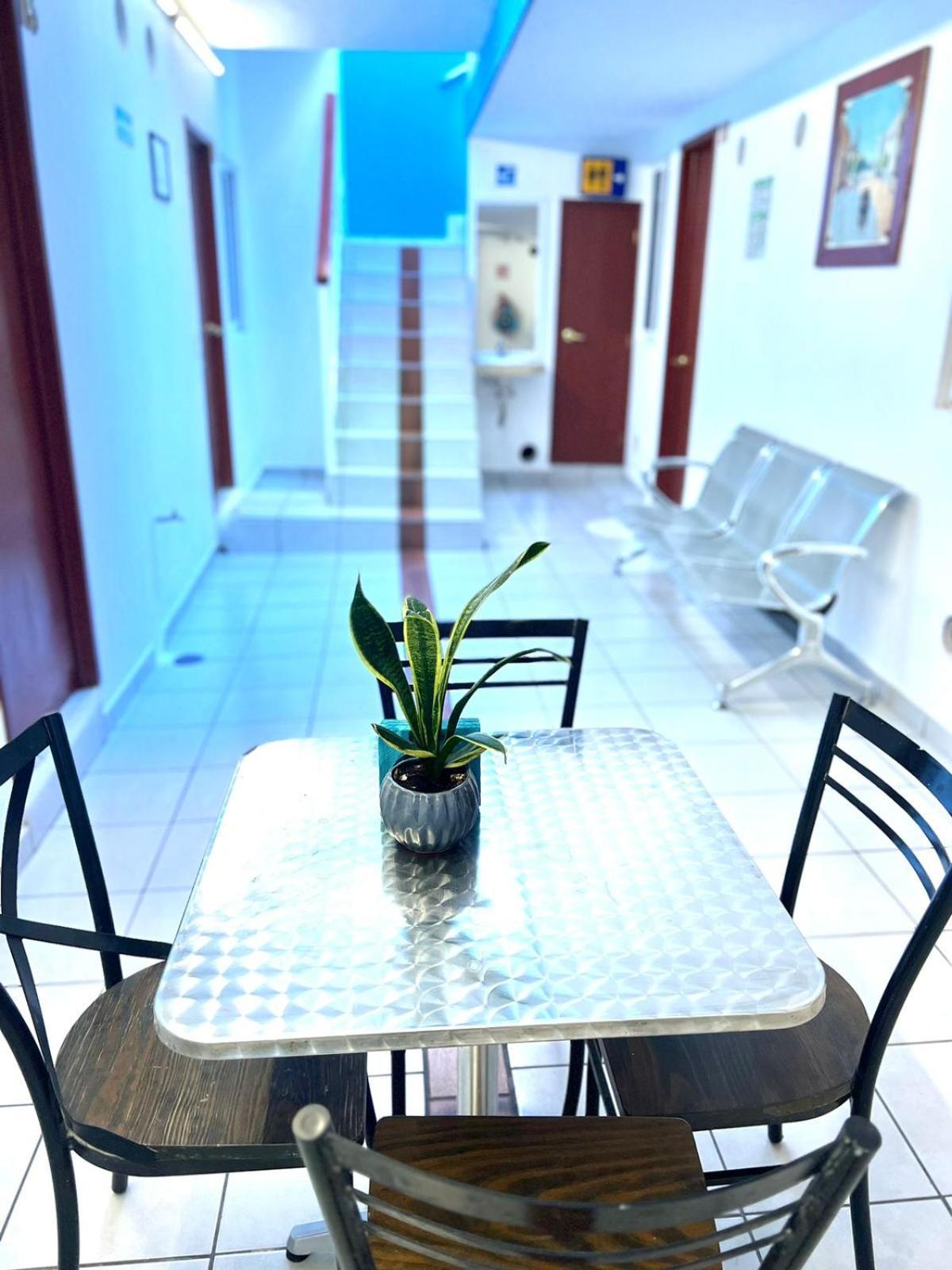Hotel En Guadalajara Posada Mi Rey Ngoại thất bức ảnh